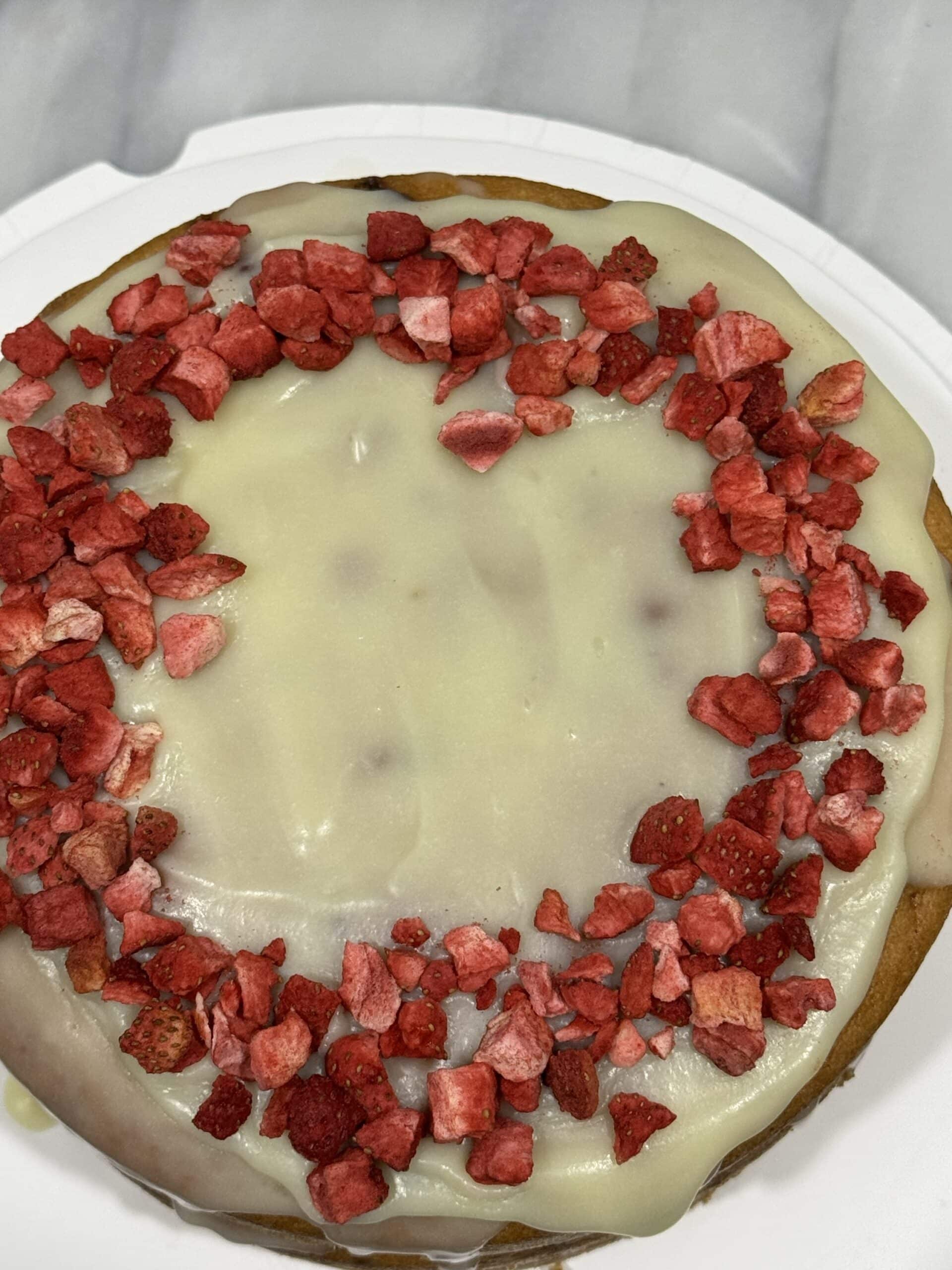 7 inch Wholecake - KETO Strawberry Cake - Image 3